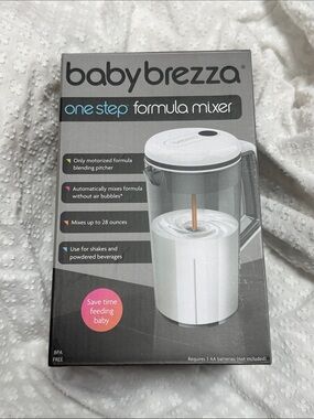 Baby Brezza one step formula mixer NEW in box pitcher